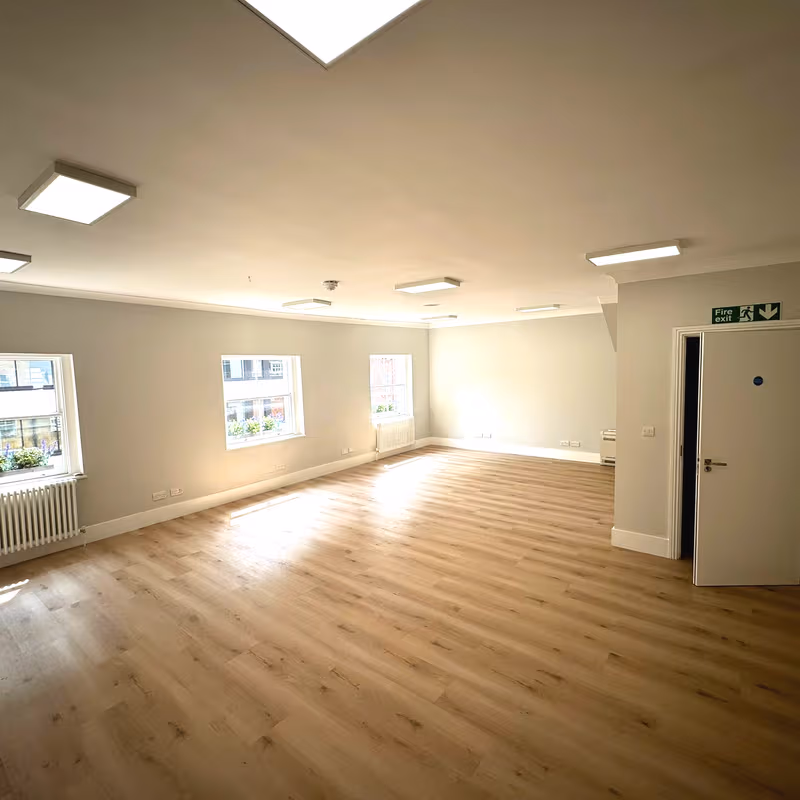 16 Curzon Street, London - Image 6