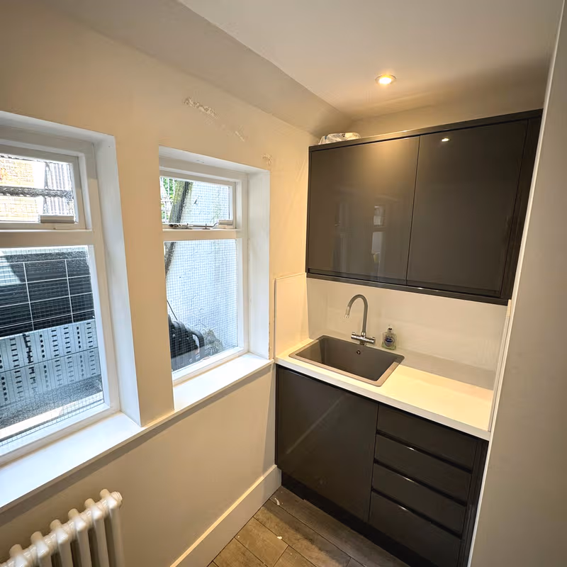 16 Curzon Street, London - Image 5