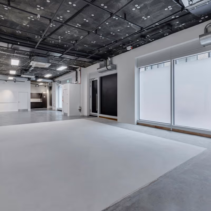 12 Whitecombe Street, London - Image 7