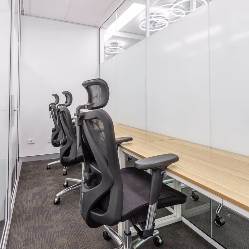 20 Lexington Drive, Bella Vista - Image 1