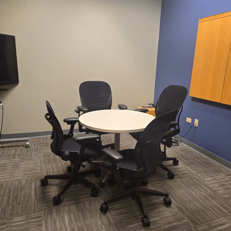 250 Parkway Drive, Lincolnshire - Image 8