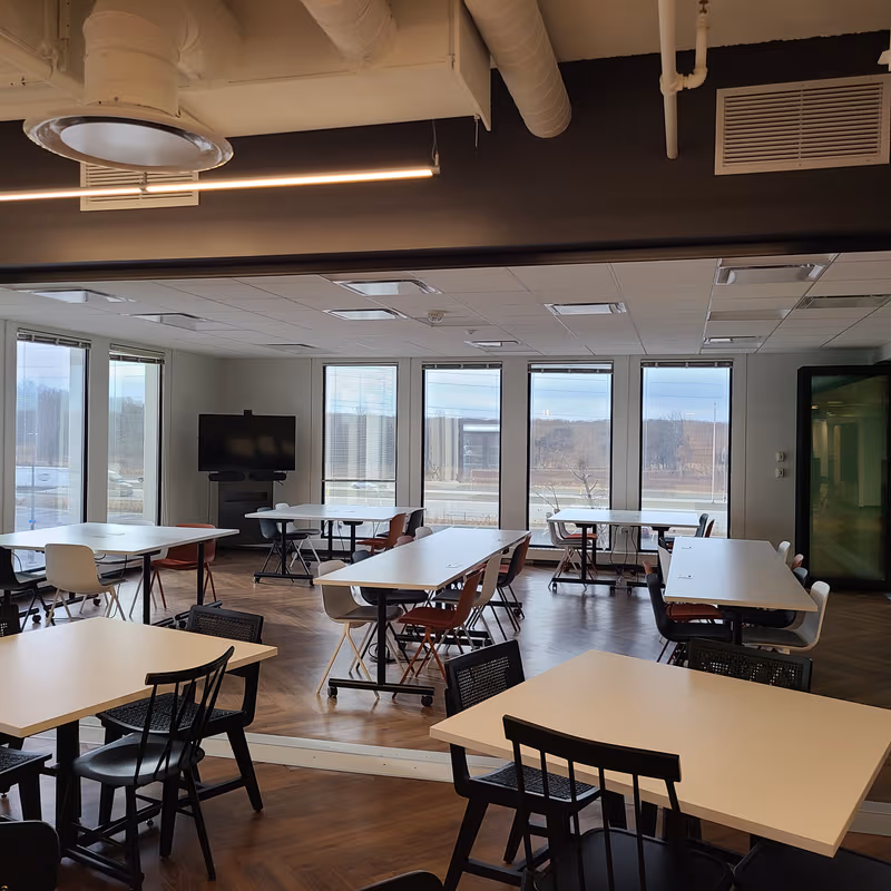 1701 Golf Rd, Rolling Meadows - Image 1