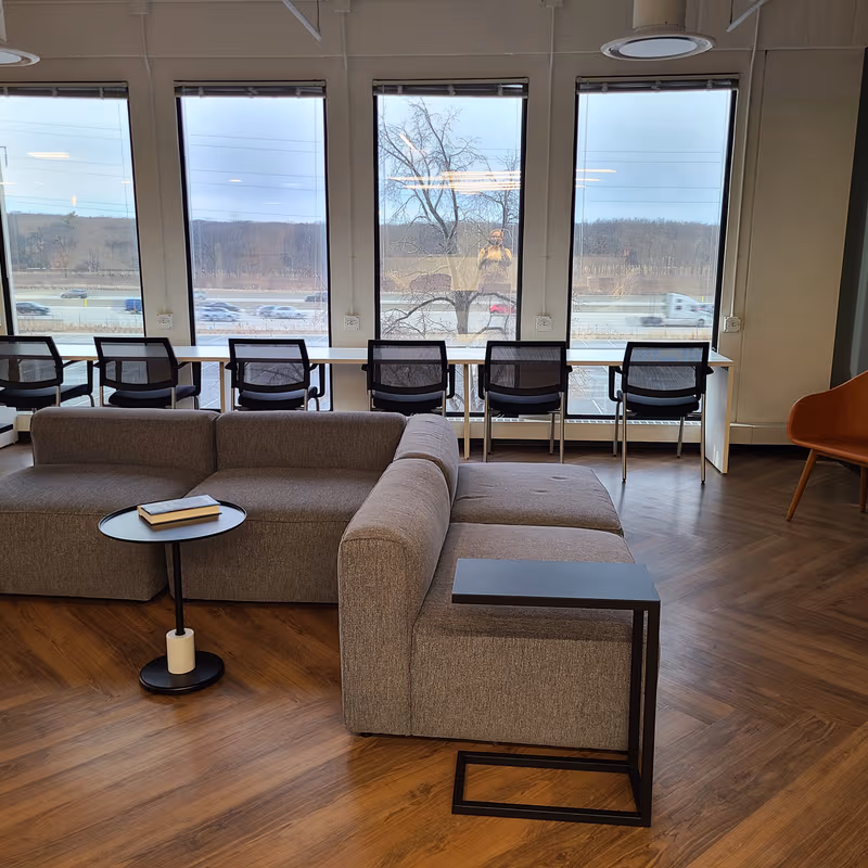 1701 Golf Rd, Rolling Meadows - Image 16