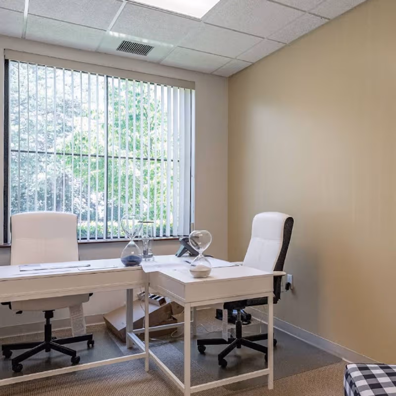 537 West Sugar Creek Road, Charlotte - Image 3