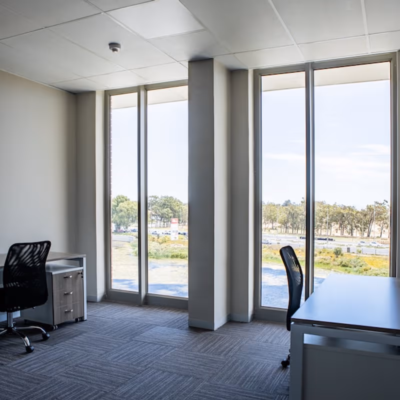 Broadway Boulevard, Somerset West - Image 3