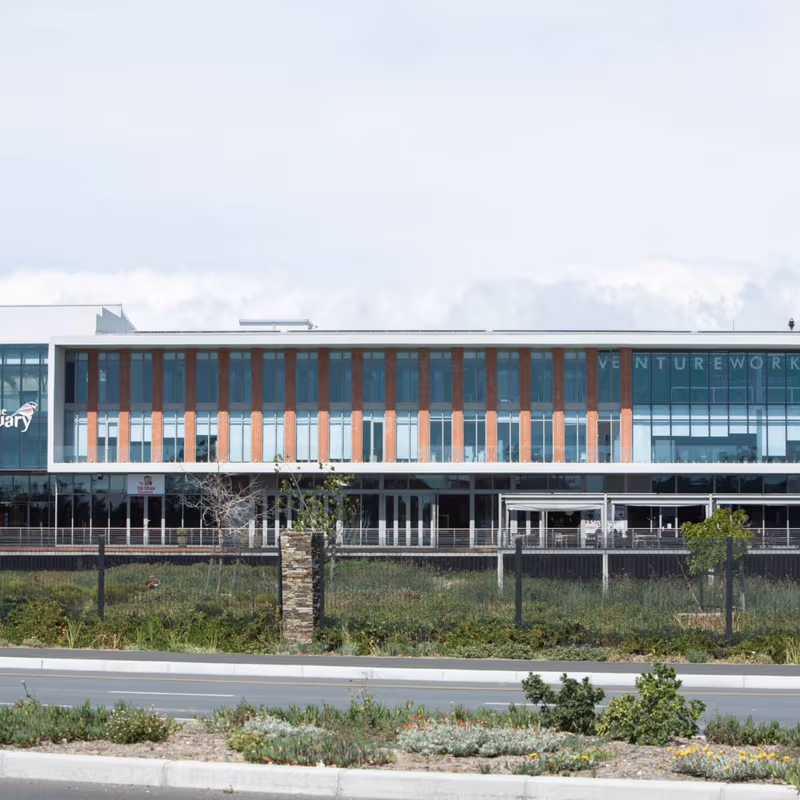 Broadway Boulevard, Somerset West - Image 1