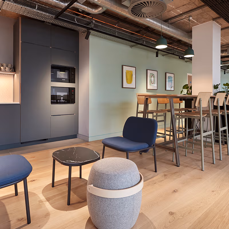 Southernhay West, Exeter - Image 1