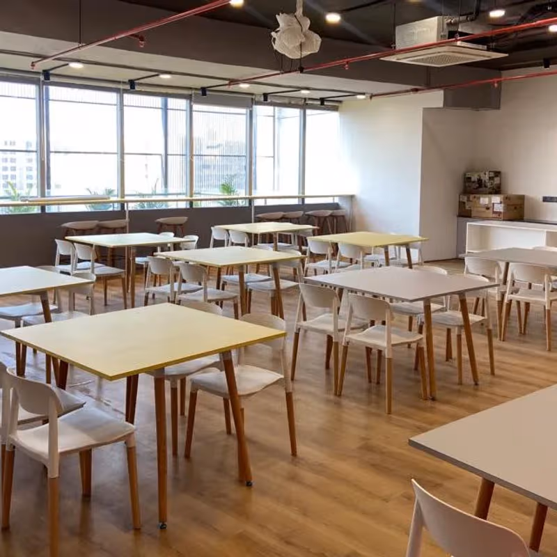 207 Clover Park Viman Nagar, Pune - Image 4