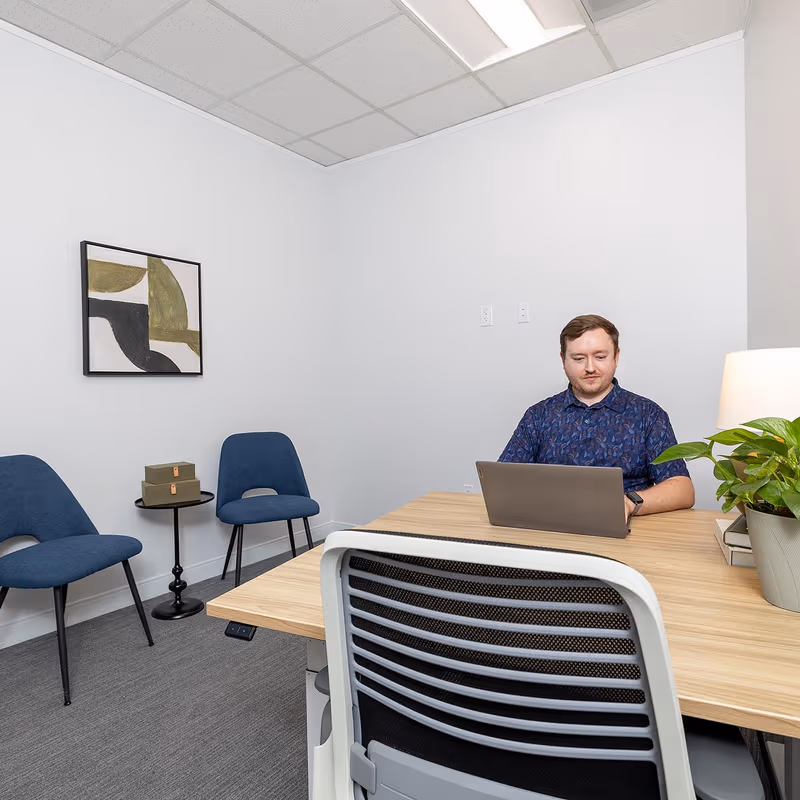 5000 Plaza On The Lake Drive, Austin - Image 1