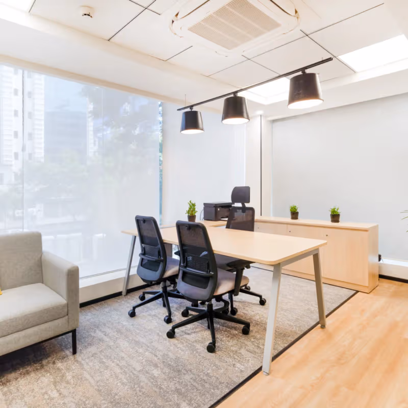 F3qh+qp8 Sector 18, Gurugram - Image 4