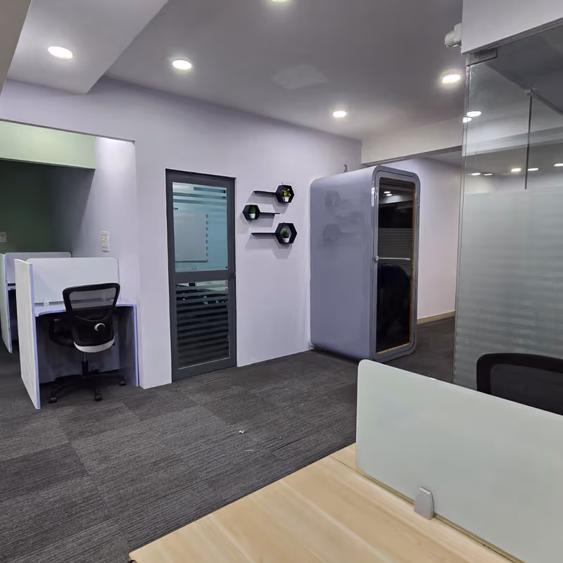 5 Hrbr Layout 1st Block Bank Avenue Colony, Bengaluru - Image 10