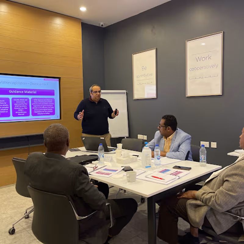 7 V Business Center Abdoun - Al Shajarah St, Amman - Image 4