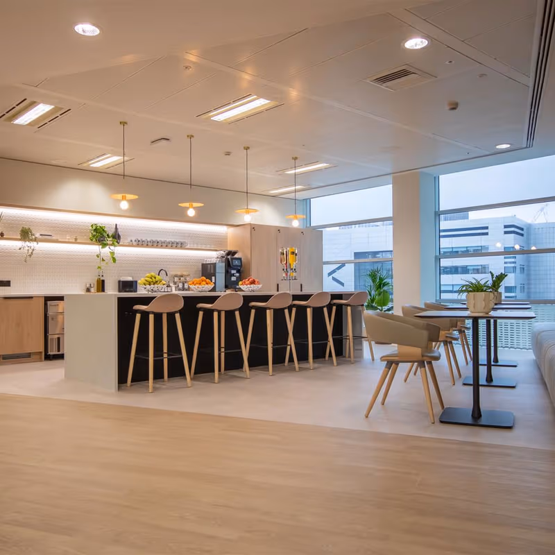 30 Crown Place, London - Image 9