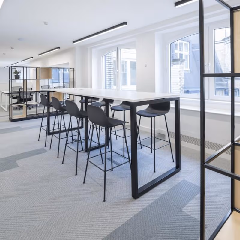 8 Lloyd’s Avenue, London - Image 4