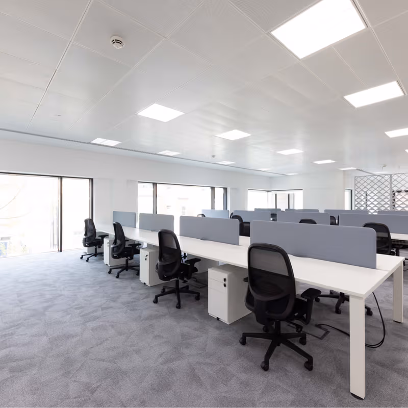 174 Hammersmith Road, Greater London - Image 6