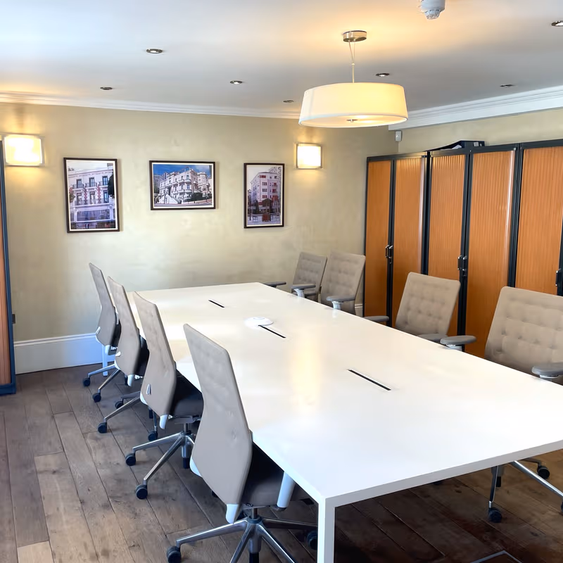 48 Curzon Street, London - Image 8