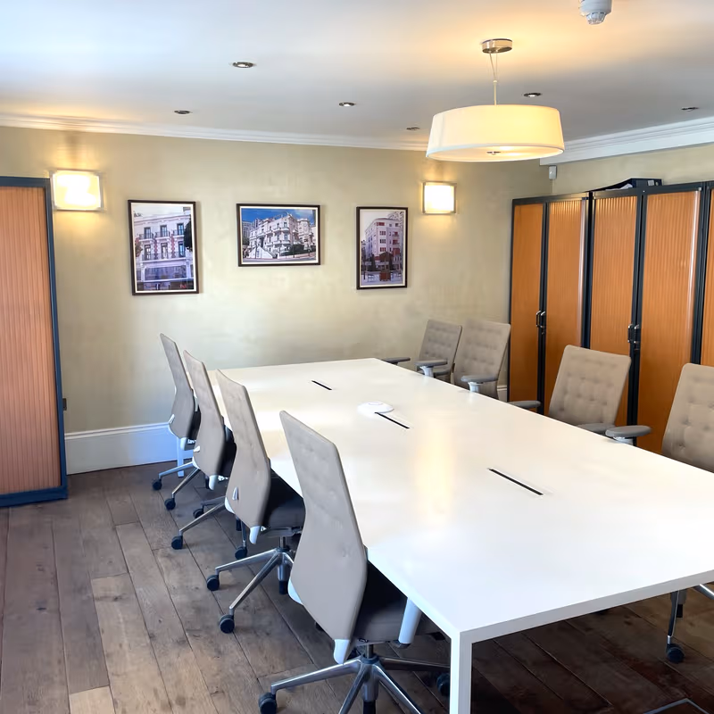 48 Curzon Street, London - Image 4