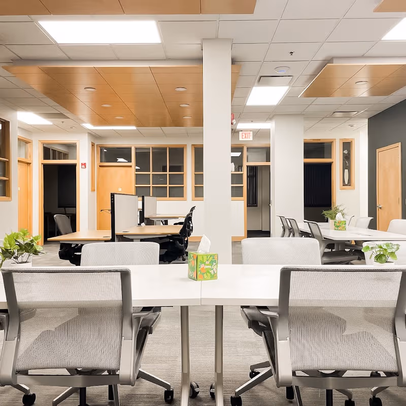 6611 University Ave, Windsor Heights - Image 3