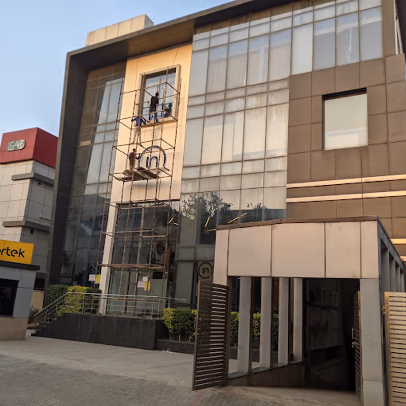 B-1/ E-13  Mohan Cooperative Mathura Road, South Delhi - Image 8