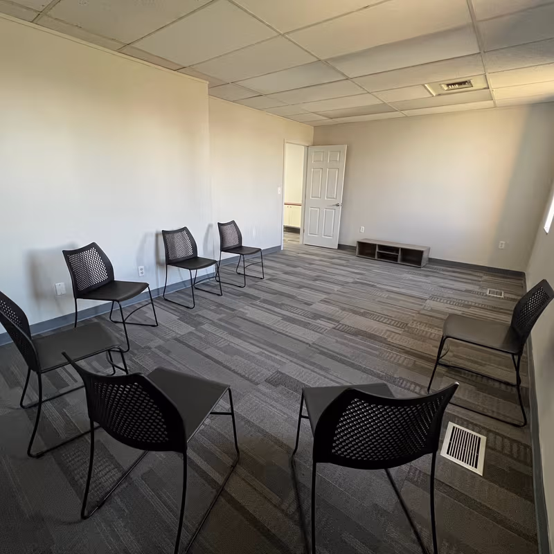 12401 East 43rd Street South, Independence - Image 7