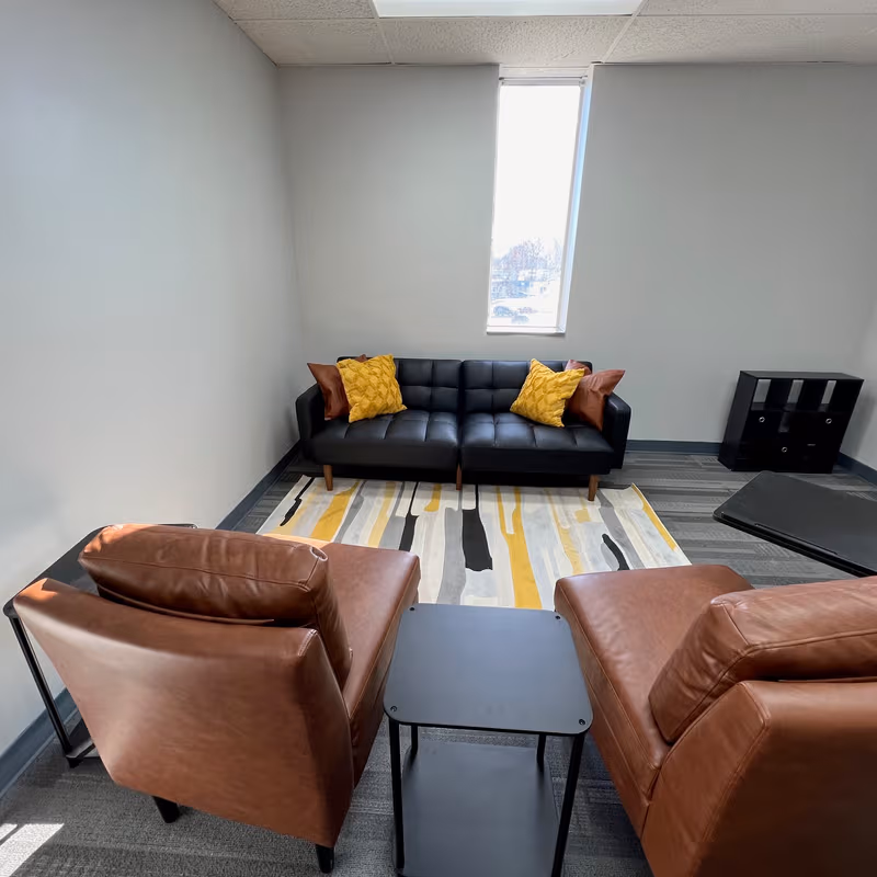 12401 East 43rd Street South, Independence - Image 6