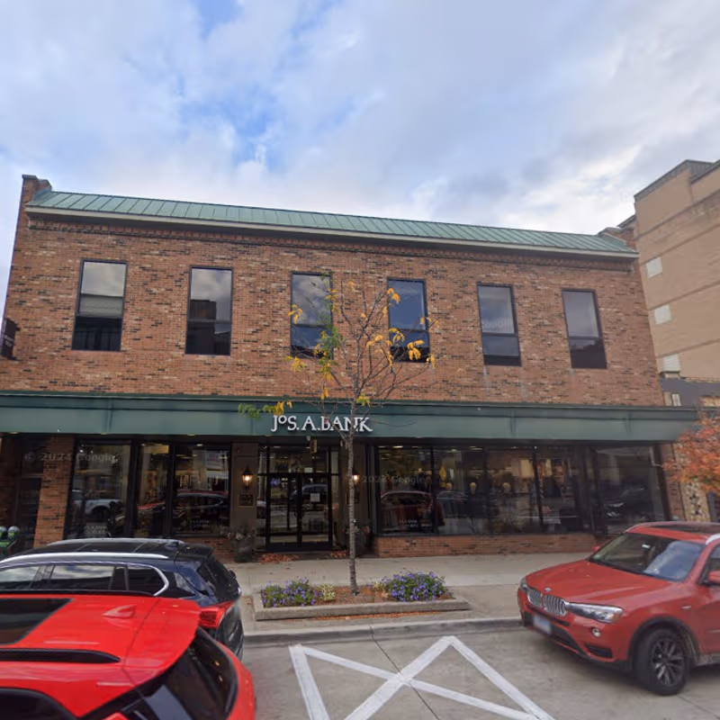 261 E Maple Road, Birmingham - Image 11
