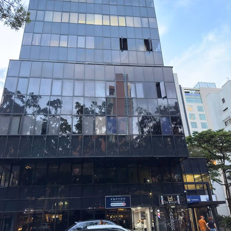 1a Sur-69 Carrera 43a, Medellín - Image 7