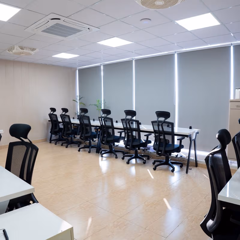 Ali Trade Center Mm Alam Rd Gulberg Iii, Lahore - Image 8
