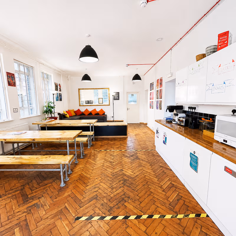 35 Bow Road, BOW - Image 9