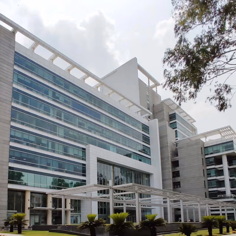 Golf Course Ext Rd Sector 61, Gurugram - Image 11