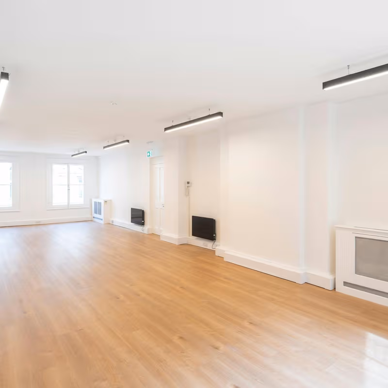 17 Garrick Street, Greater London - Image 3