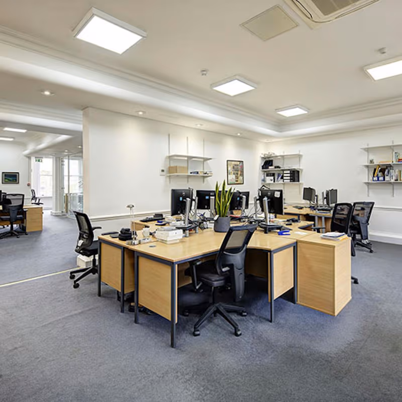 10-11 Grosvenor Place, Greater London - Image 2