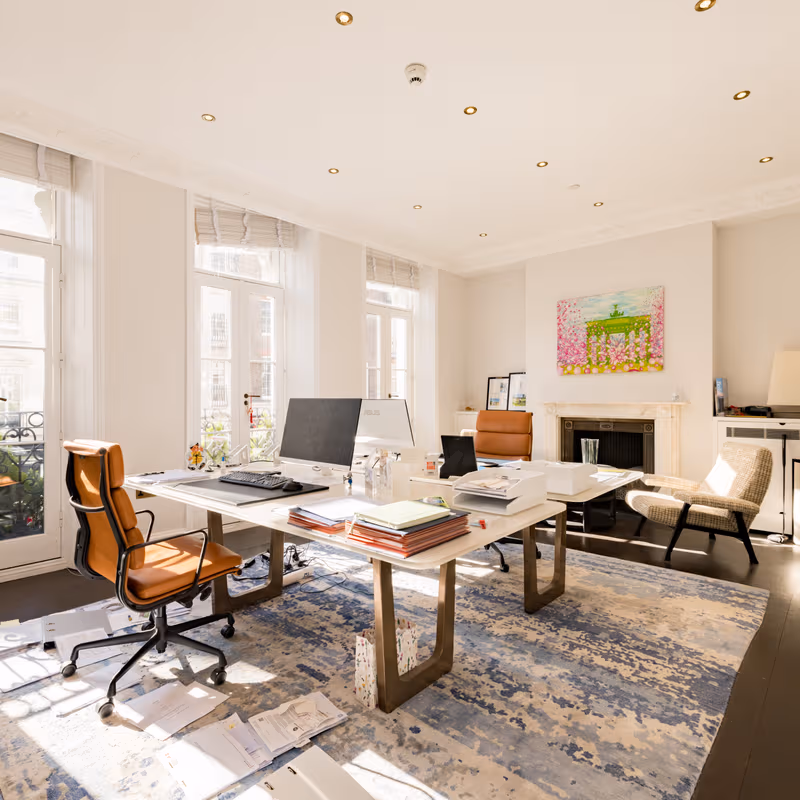 11 Curzon Street, London - Image 2