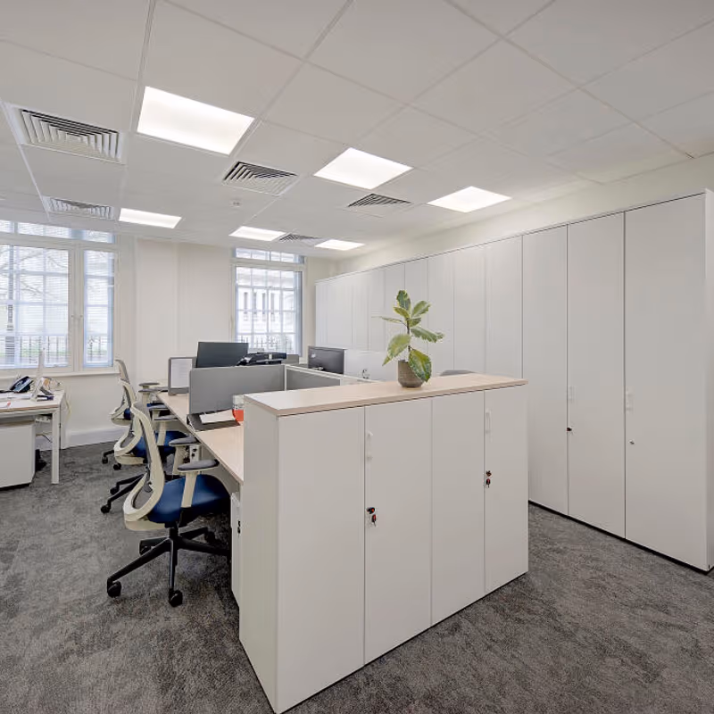 23 Buckingham Gate, London - Image 3