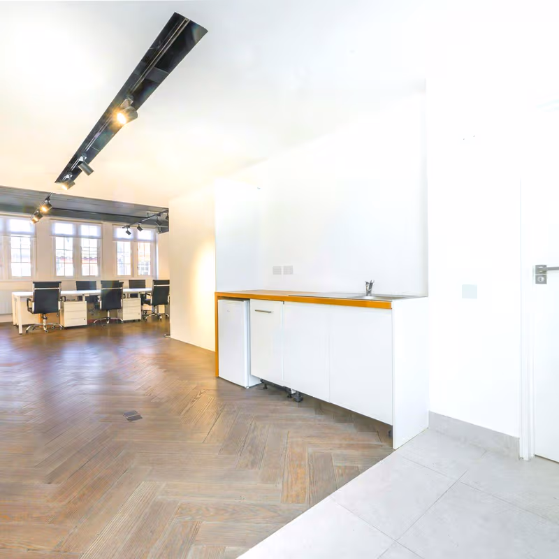 91 Great Titchfield Street, Greater London - Image 7