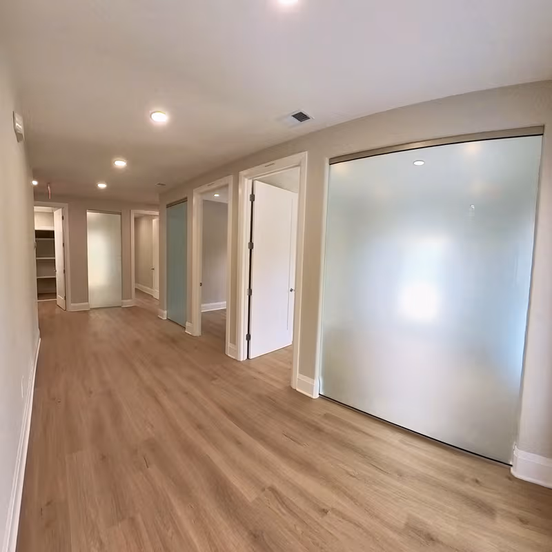 610 Colonial Park Dr, Roswell - Image 6