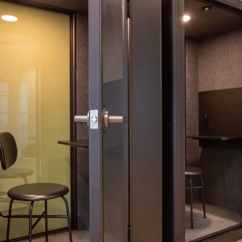 30 Crown Place, London - Image 1