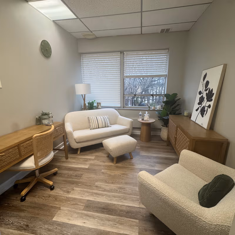 701 E Palisade Avenue, Englewood Cliffs - Image 1