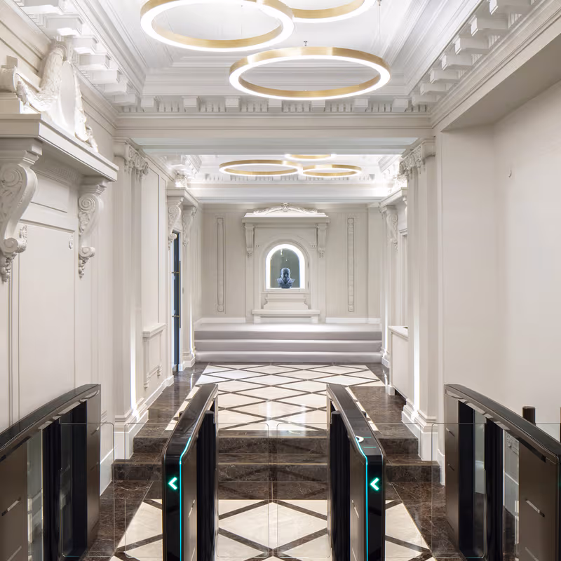 25 Berkeley Square, London - Image 6