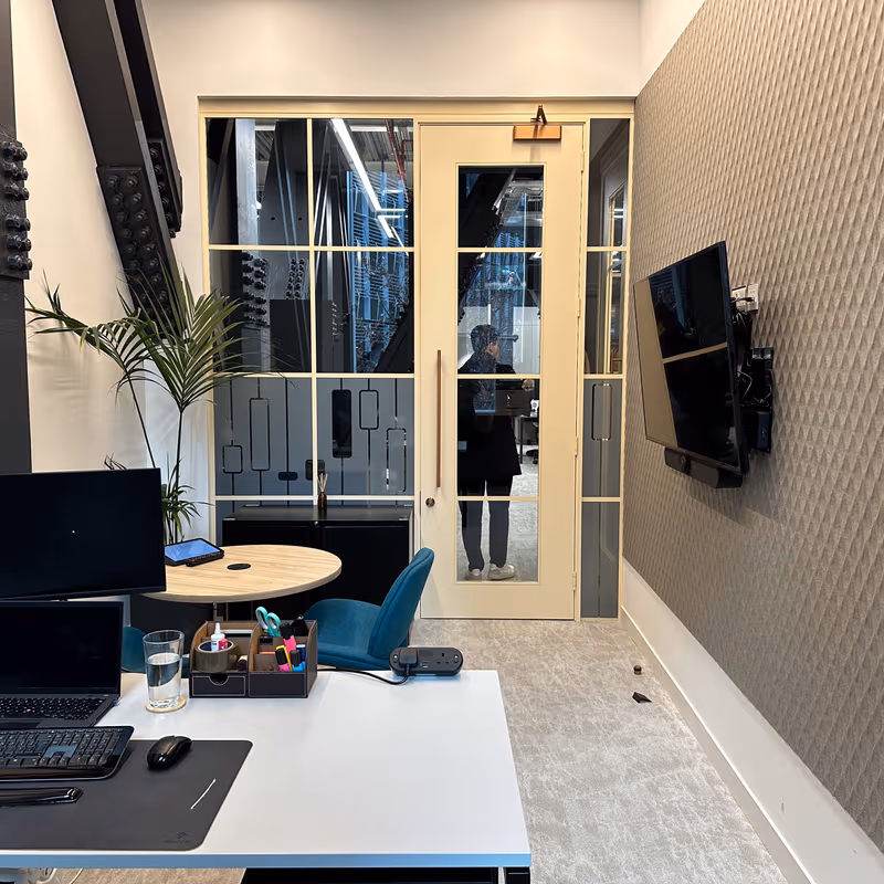 2 London Wall Place, London - Image 4