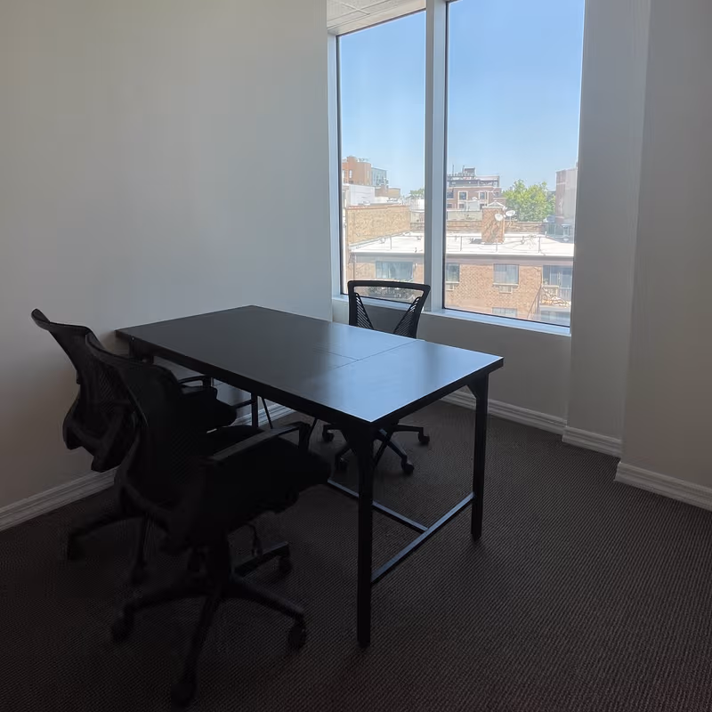 31-19 Newtown Ave, Queens - Image 1