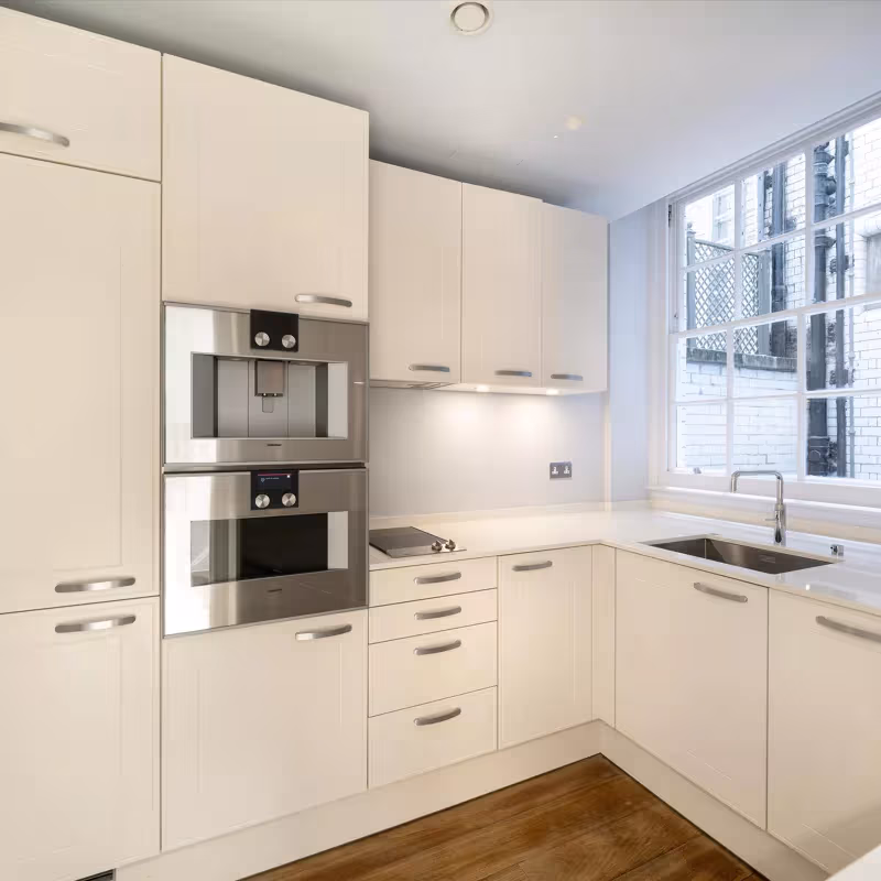 56 Grosvenor Street, London - Image 7