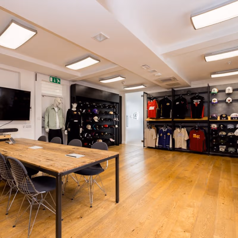 41-42 Eastcastle Street, London - Image 3