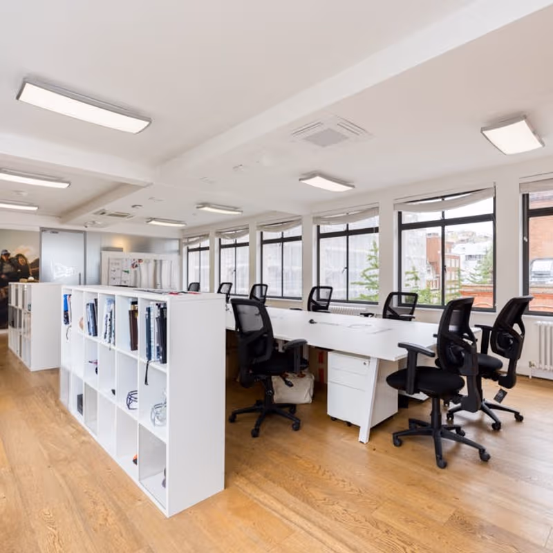 41-42 Eastcastle Street, London - Image 5