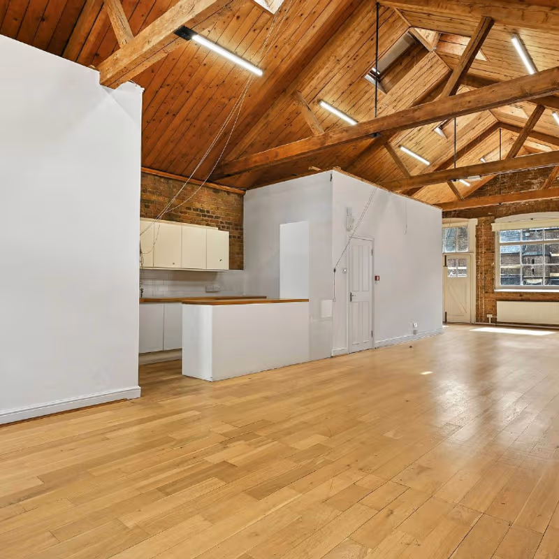 77 Leonard St, London - Image 2