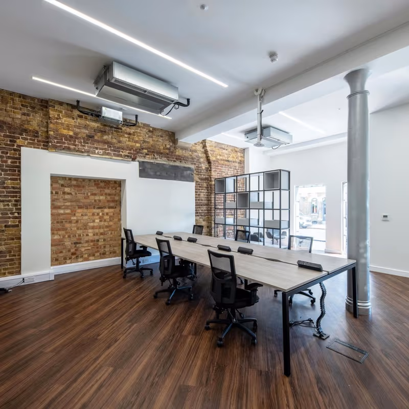 8 Mill Street, Greater London - Image 4