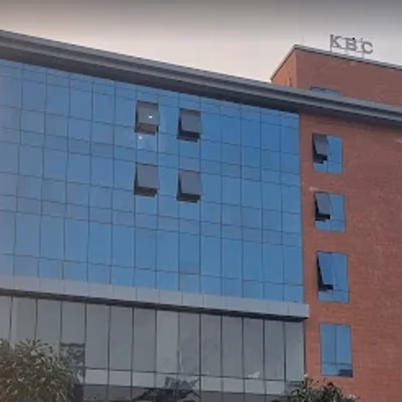 Kalp Business Centre City Light Rd Opp Pantaloons Sarjan Society City Light Town Athwa, Surat - Image 9