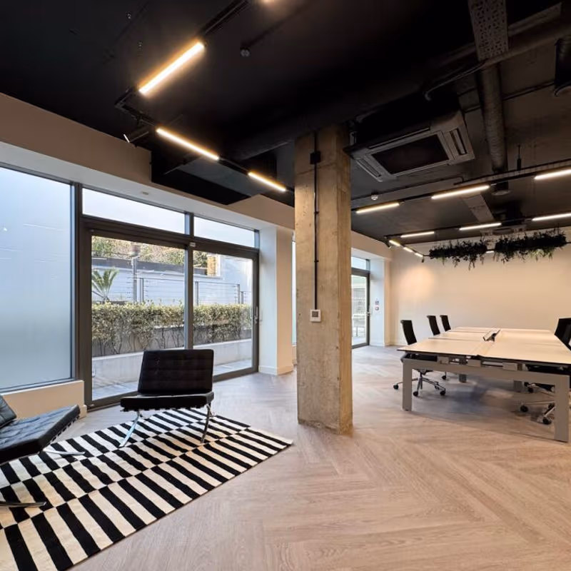 5 Rochester Mews, London - Image 6