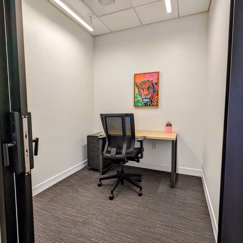 100 Front St, Worcester - Image 1