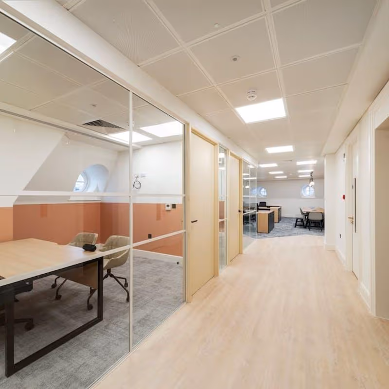 33 Cornhill, London - Image 2
